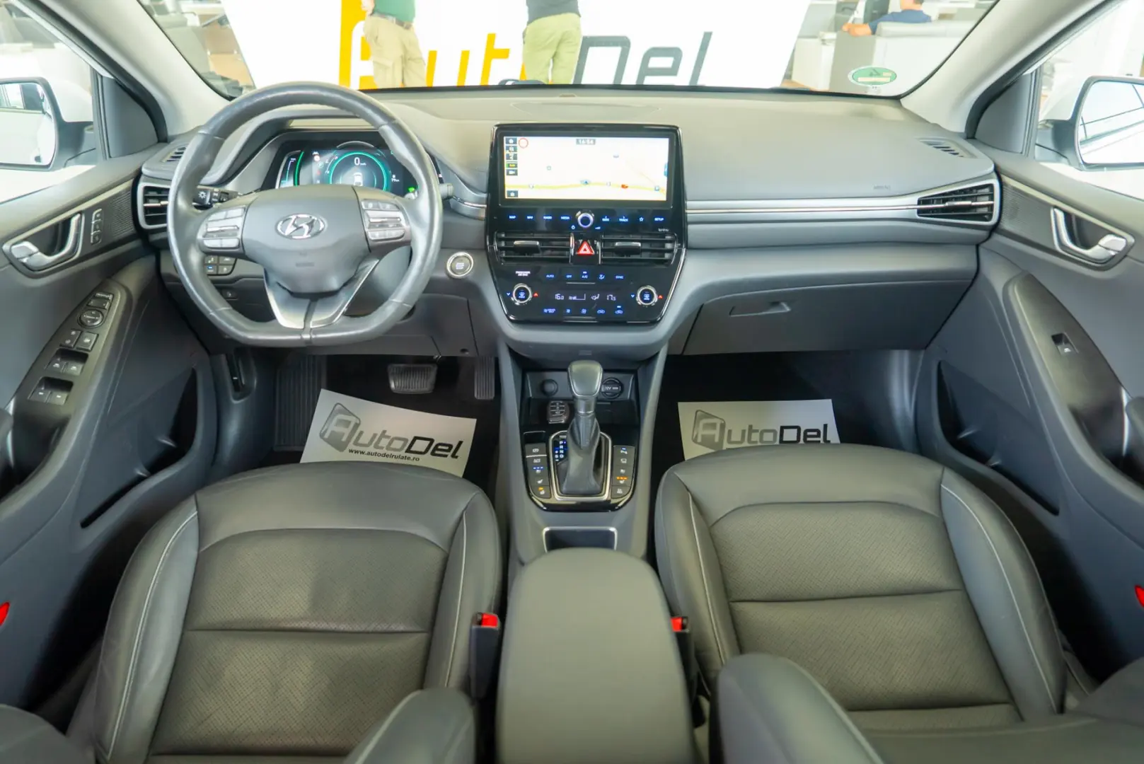 Hyundai Ioniq 1.6 Premium Plug-in Hybrid