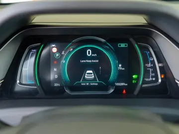 Hyundai Ioniq 1.6 Premium Plug-in Hybrid