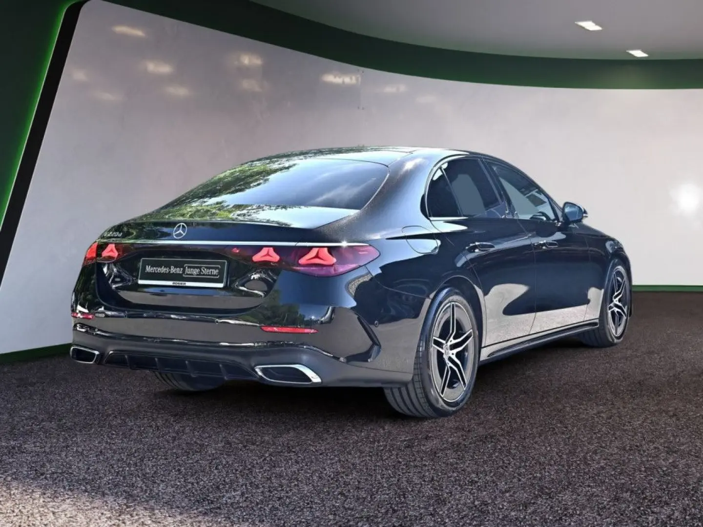 E 220 d AMG Line Night LED+ MBUX Kamera 19