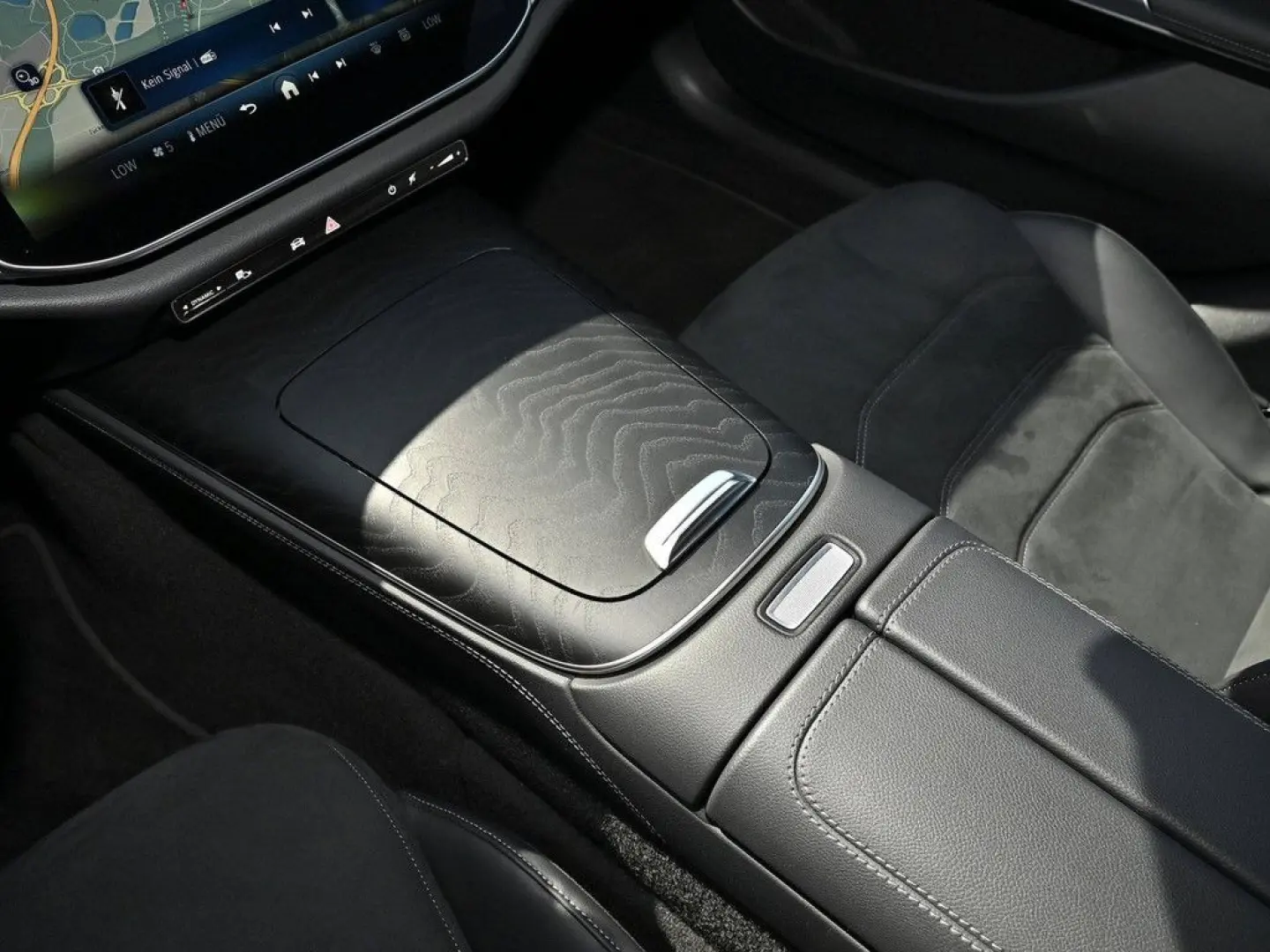 E 220 d AMG Line Night LED+ MBUX Kamera 19