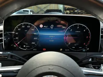 E 220 d AMG Line Night LED+ MBUX Kamera 19