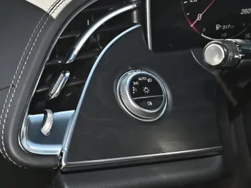 E 220 d AMG Line Night LED+ MBUX Kamera 19