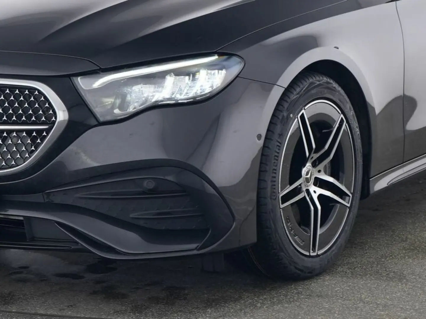 E 220 d AMG *NIGHT*DISTRONIC*KEYLESS*AMBI*LED*