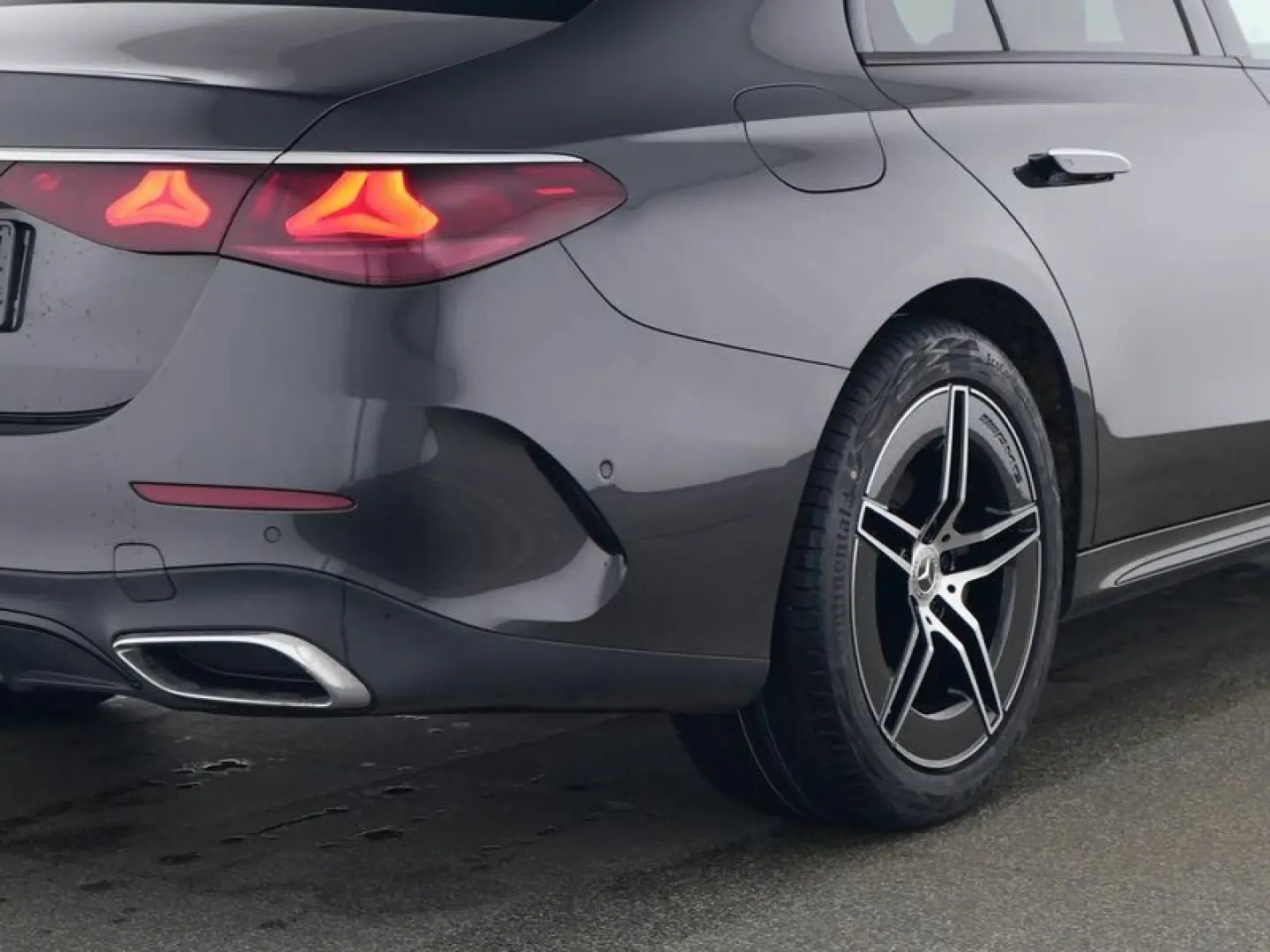 E 220 d AMG *NIGHT*DISTRONIC*KEYLESS*AMBI*LED*