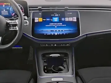 E 220 d AMG *NIGHT*DISTRONIC*KEYLESS*AMBI*LED*
