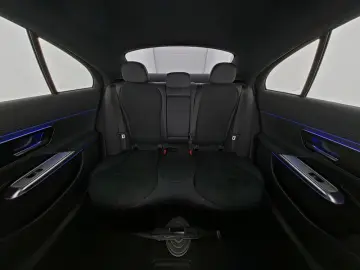 E 220 d AMG *NIGHT*DISTRONIC*KEYLESS*AMBI*LED*