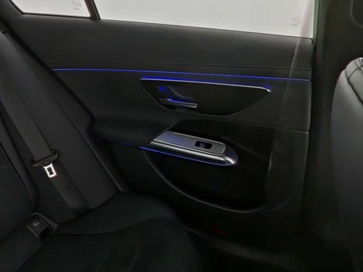 E 220 d AMG *NIGHT*DISTRONIC*KEYLESS*AMBI*LED*