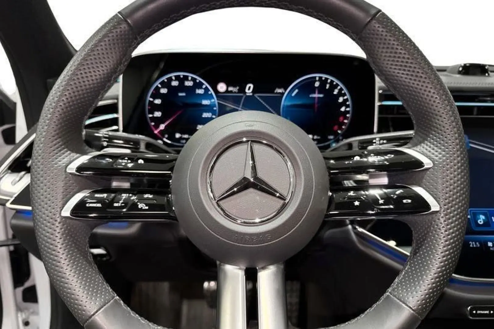 E 300 de 300de 313HP AMG Premium+ 3x-SCREEN VAT