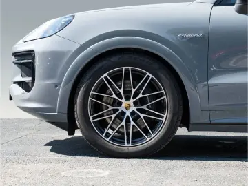 Cayenne E-Hybrid SportDesign Paket HD-Matrix HUD