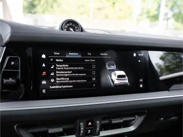 Cayenne E-Hybrid SportDesign Paket HD-Matrix HUD