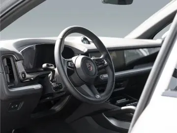 Cayenne E-Hybrid SportDesign Paket HD-Matrix HUD