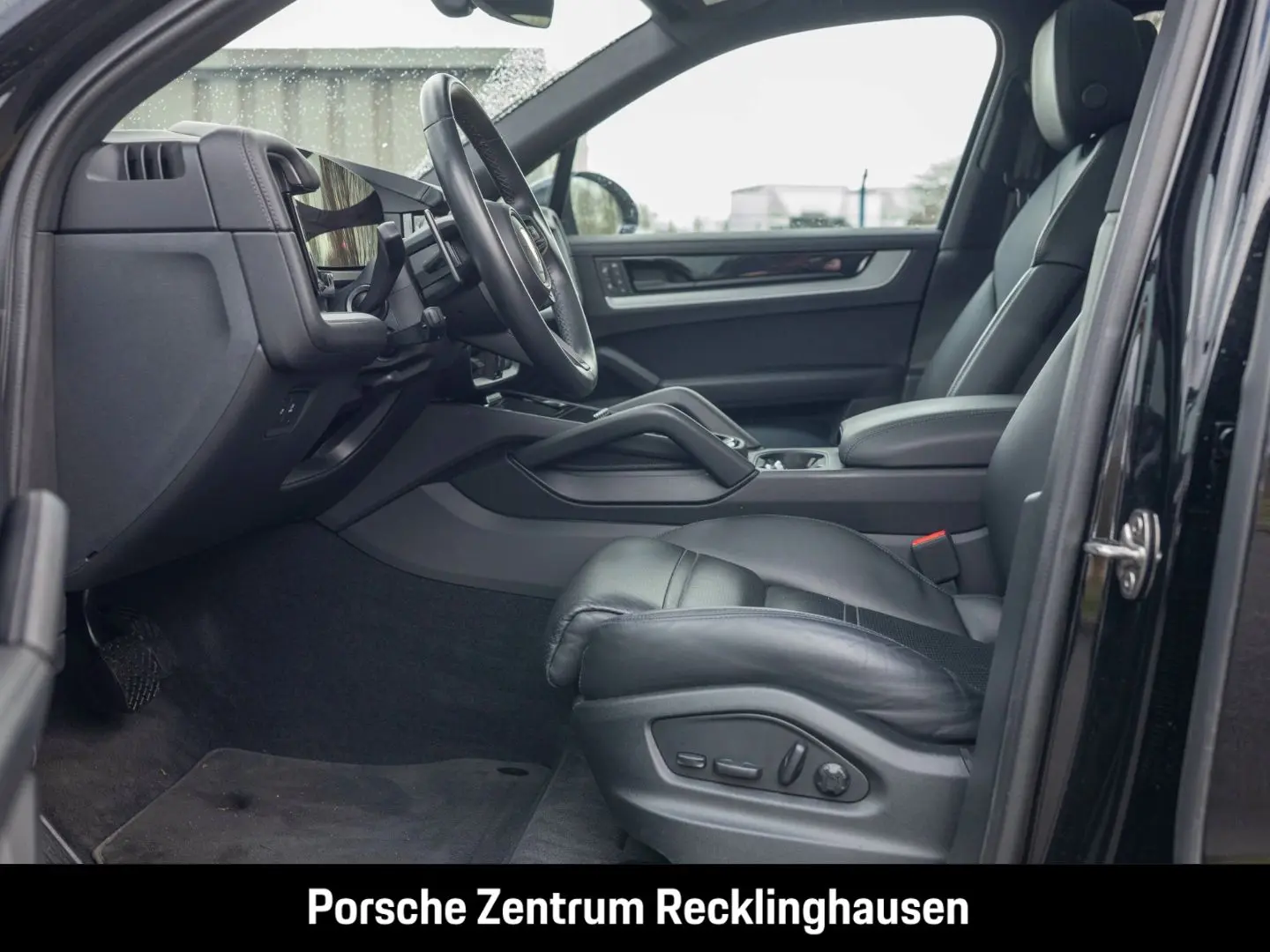 Cayenne E-Hybrid BOSE Surround-View Panoramadach