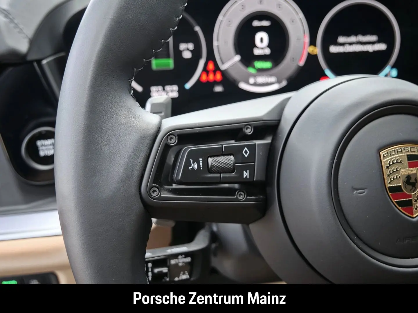 Cayenne Turbo E-Hybrid Coupe UPE:211.000€,PCCB,H
