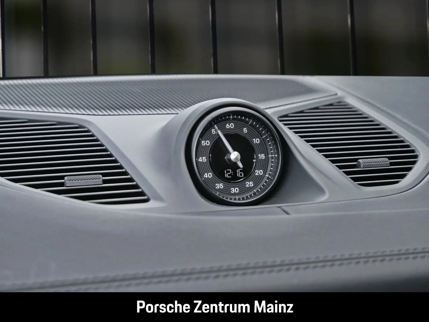 Cayenne Turbo E-Hybrid Coupe UPE:211.000€,PCCB,H
