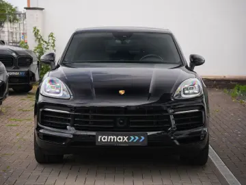 E-Hybrid Coupé  INNODRIVE-ACC-LUFTF.-PANO-BOSE