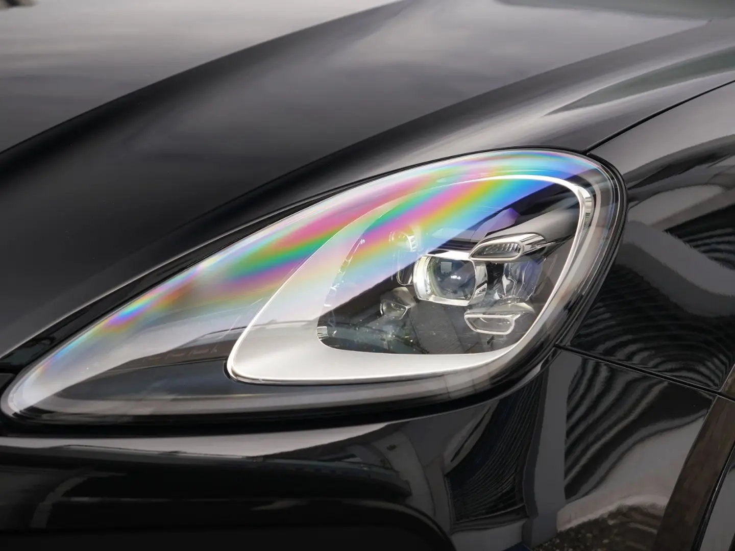 E-Hybrid Coupé  INNODRIVE-ACC-LUFTF.-PANO-BOSE