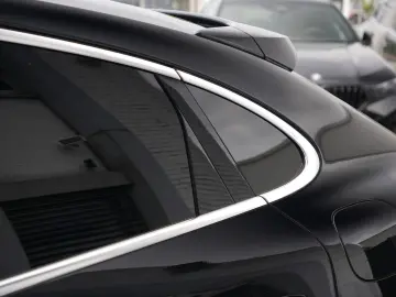 E-Hybrid Coupé  INNODRIVE-ACC-LUFTF.-PANO-BOSE