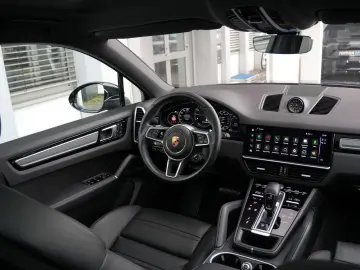 E-Hybrid Coupé  INNODRIVE-ACC-LUFTF.-PANO-BOSE