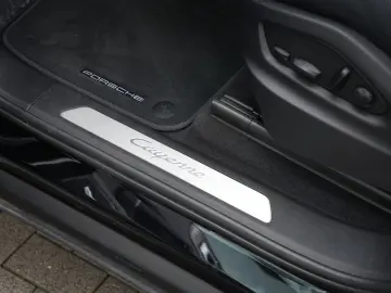 E-Hybrid Coupé  INNODRIVE-ACC-LUFTF.-PANO-BOSE