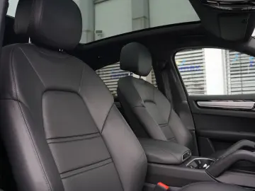 E-Hybrid Coupé  INNODRIVE-ACC-LUFTF.-PANO-BOSE