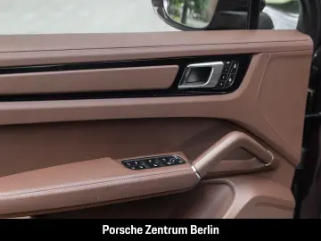 Cayenne E-Hybrid Platinum Edition BOSE LED