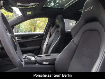 Panamera GTS Burmester Sportabgasanlage Panorama