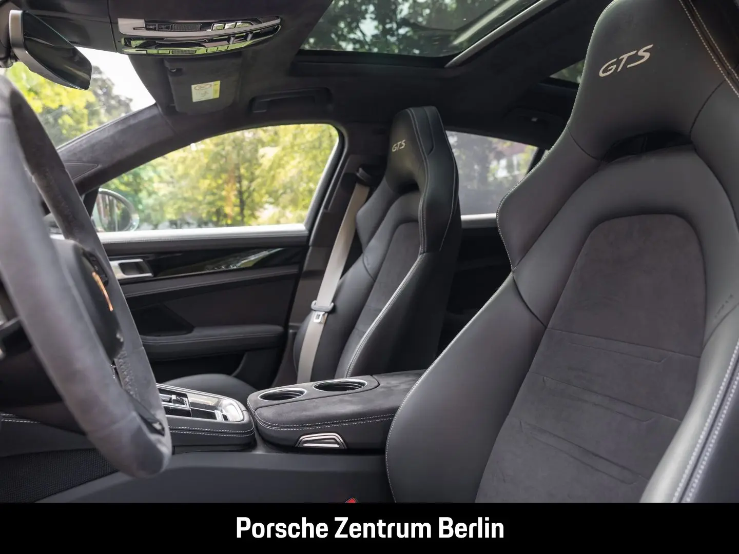 Panamera GTS Burmester Sportabgasanlage Panorama