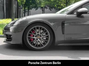 Panamera GTS Burmester Sportabgasanlage Panorama