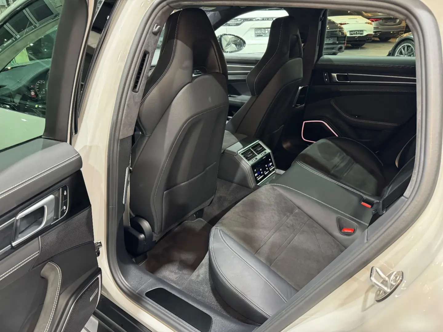 Panamera Sport Turismo GTS*Pano*HUD*Approv 08.26