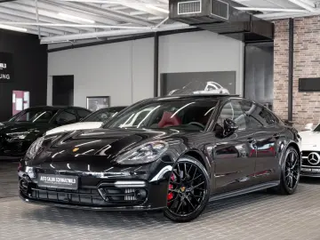 Panamera GTS CHRONO-PAKET SPORT-DESIGN HEAD-UP