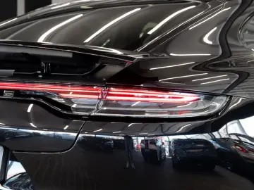 Panamera GTS|CHRONO-PAKET|SPORT-DESIGN|HEAD-UP