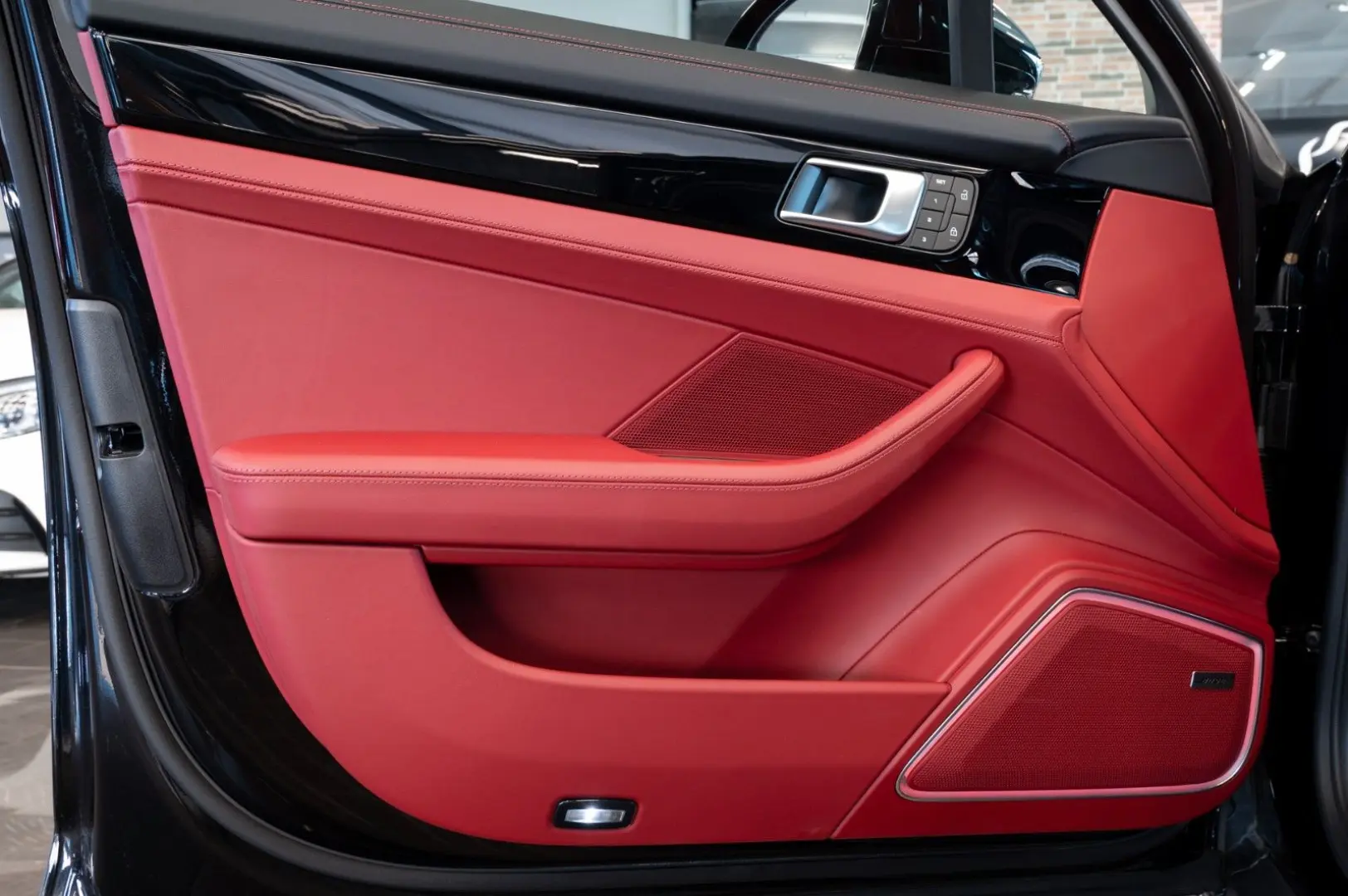 Panamera GTS|CHRONO-PAKET|SPORT-DESIGN|HEAD-UP