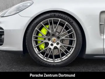 Panamera 4 E-Hybrid SportTurismo PlatinumEdition