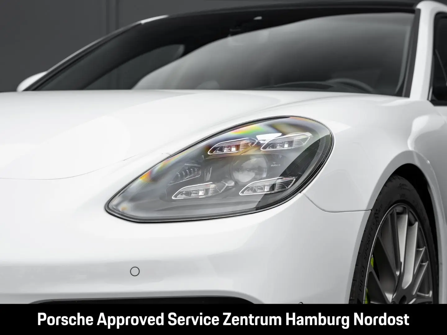Panamera 4 E-Hybrid Sport Turismo Platinum Editi