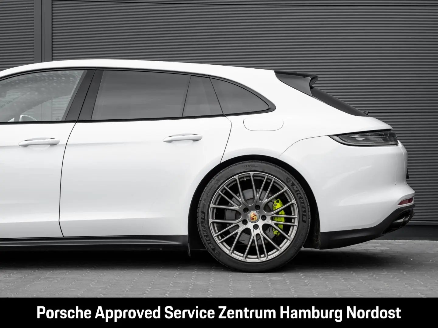 Panamera 4 E-Hybrid Sport Turismo Platinum Editi