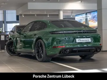 Porsche Panamera GTS British racing green Leder-Espresso