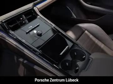 Porsche Panamera GTS British racing green Leder-Espresso