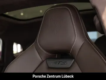 Porsche Panamera GTS British racing green Leder-Espresso