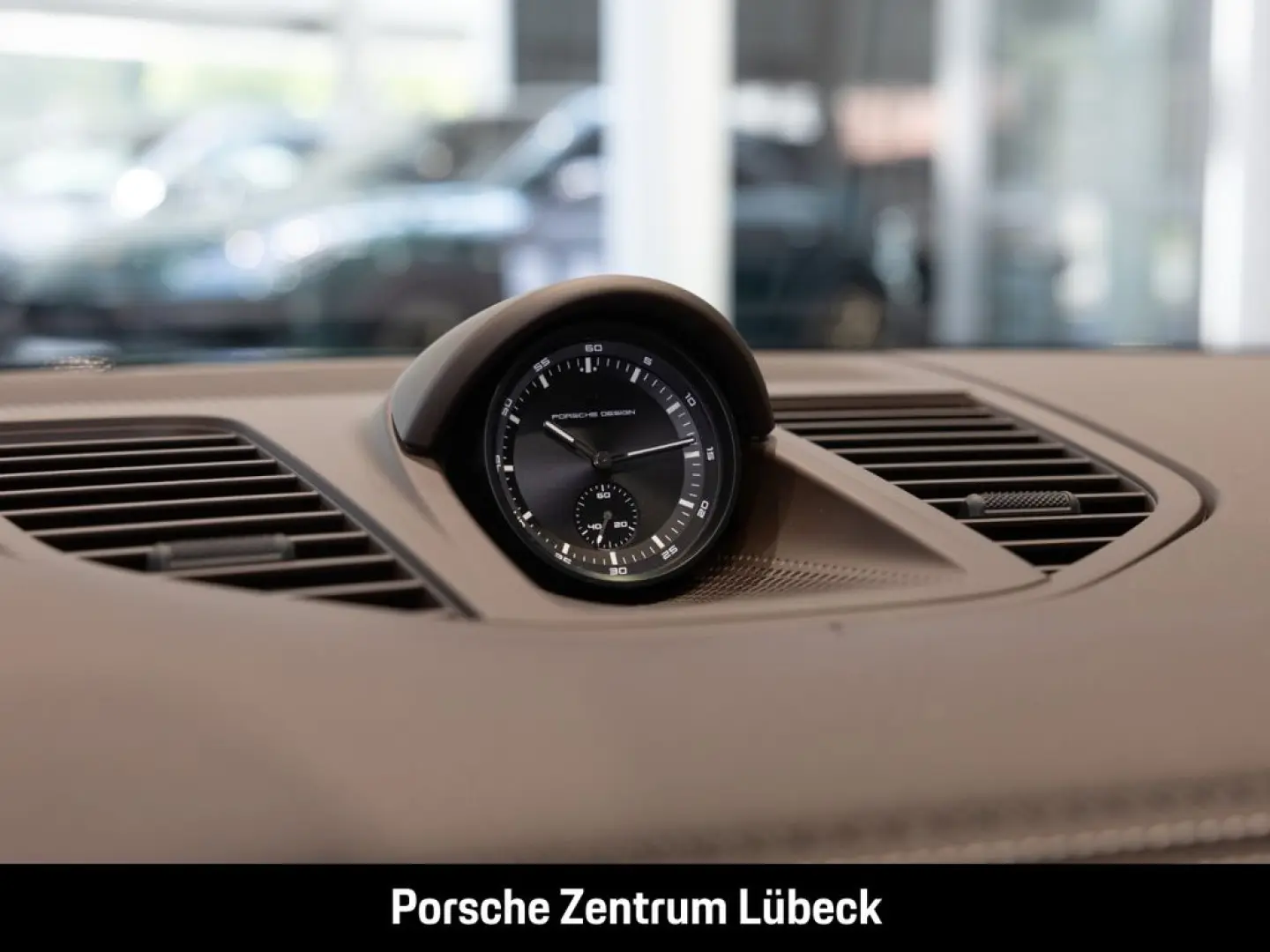 Porsche Panamera GTS British racing green Leder-Espresso