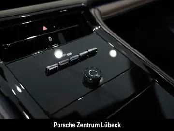 Porsche Panamera GTS British racing green Leder-Espresso