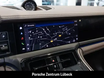 Porsche Panamera GTS British racing green Leder-Espresso