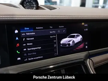 Porsche Panamera GTS British racing green Leder-Espresso