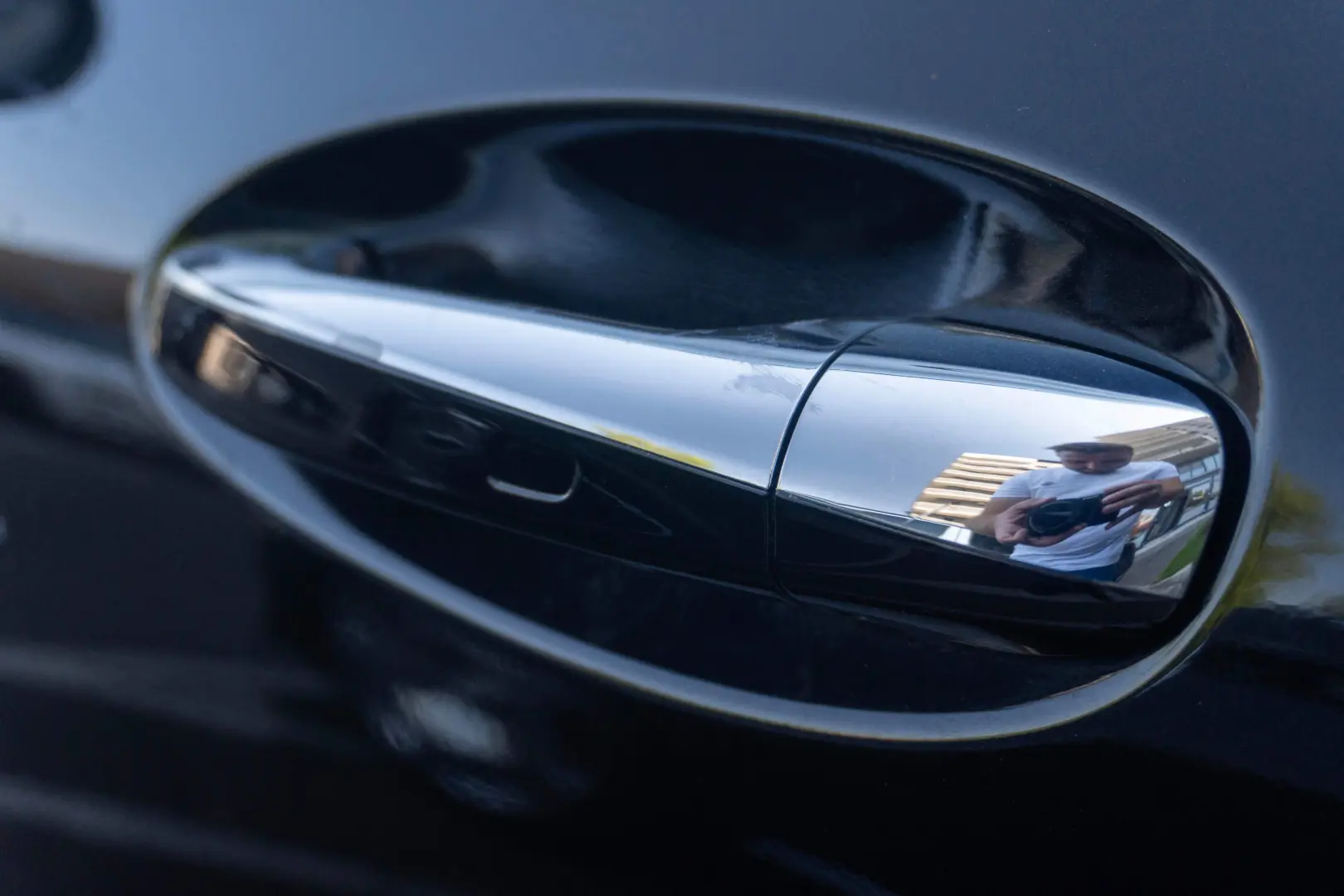 Mercedes Benz EQA 300 4Matic_2xAMG_Memory_360