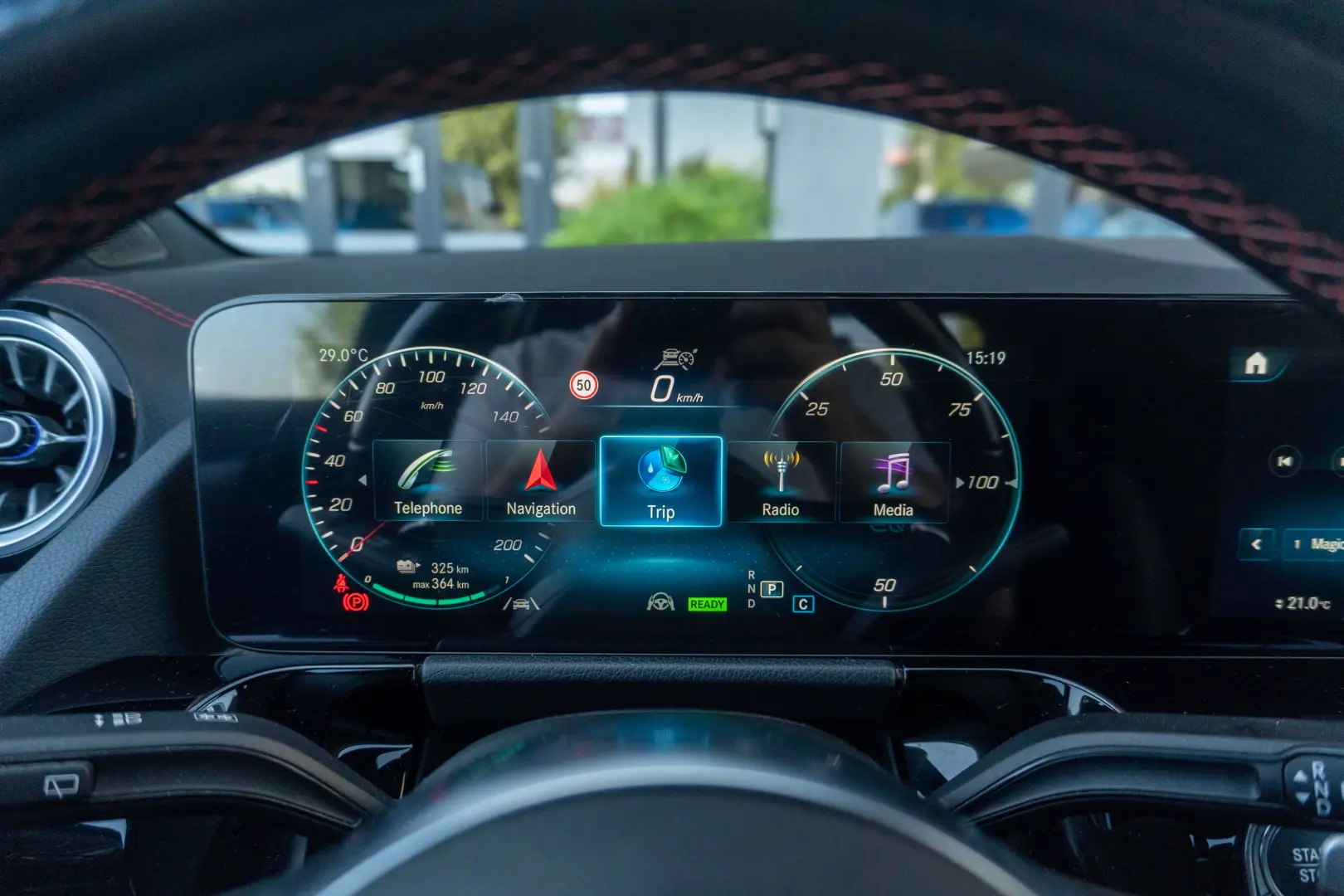Mercedes Benz EQA 300 4Matic_2xAMG_Memory_360