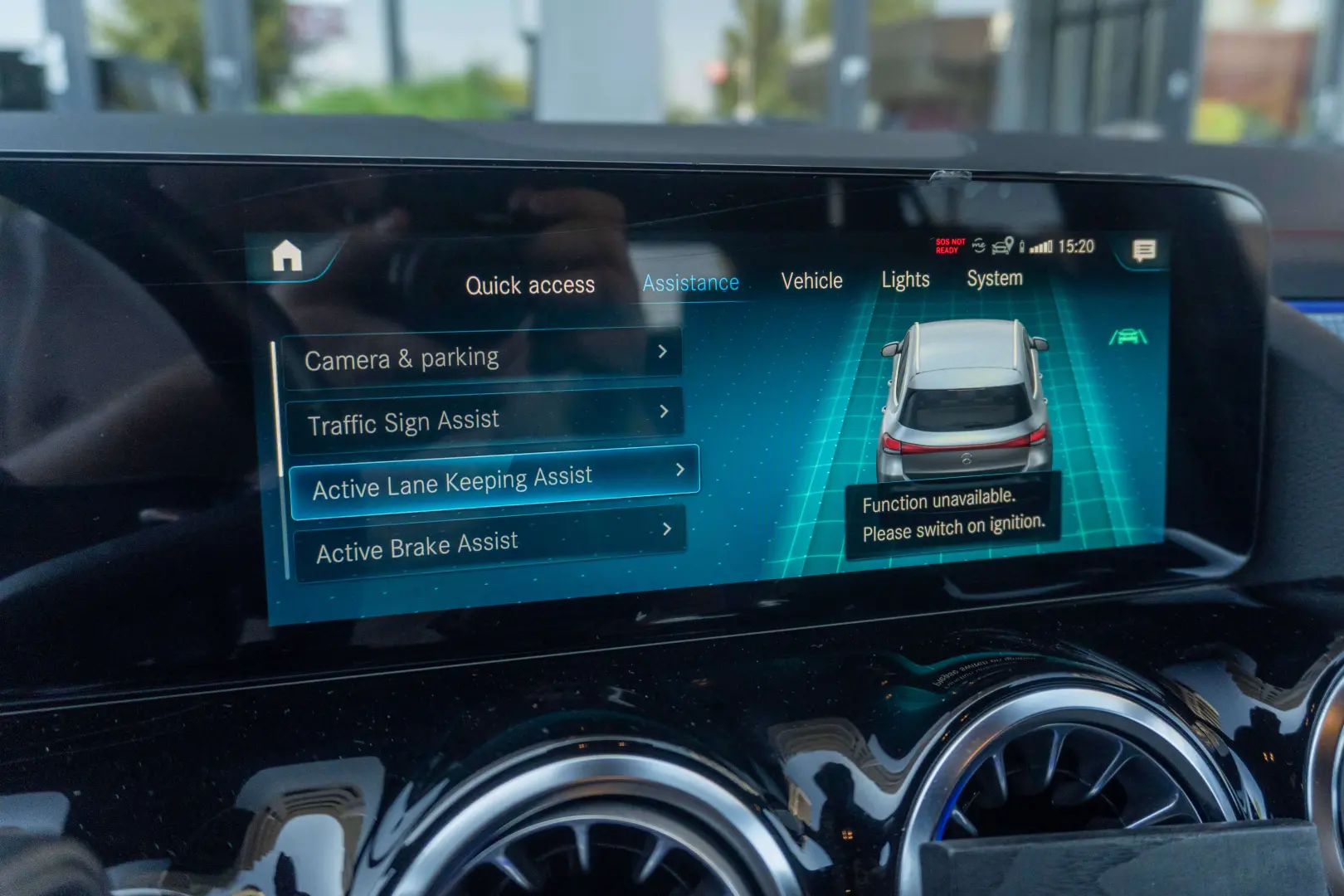 Mercedes Benz EQA 300 4Matic_2xAMG_Memory_360