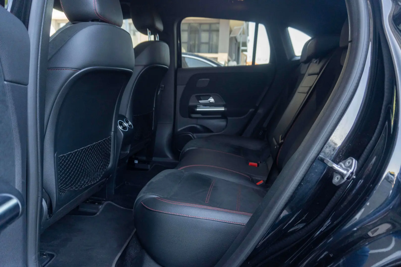 Mercedes Benz EQA 300 4Matic_2xAMG_Memory_360