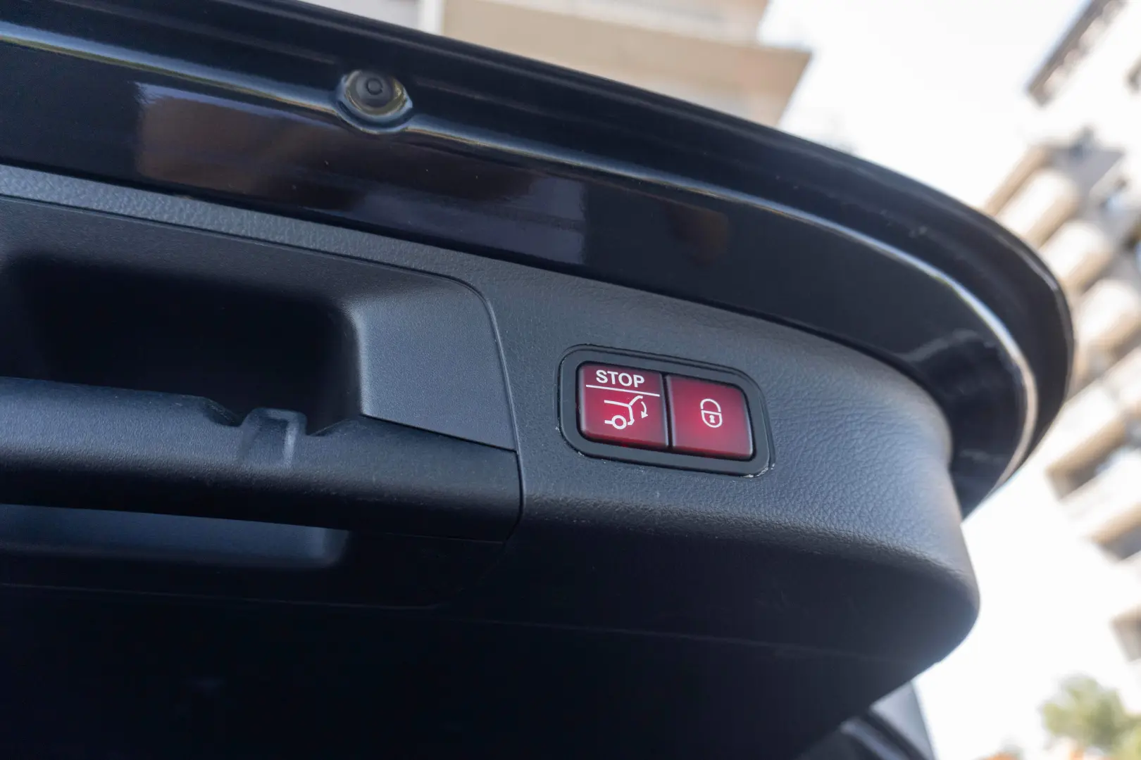 Mercedes Benz EQA 300 4Matic_2xAMG_Memory_360