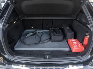 Mercedes Benz EQA 300 4Matic_2xAMG_Memory_360