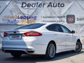 Ford Mondeo 2.0 Hybrid CVT VIGNALE