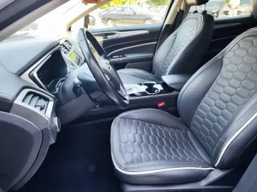 Ford Mondeo 2.0 Hybrid CVT VIGNALE